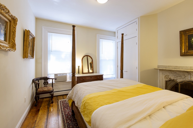 3 bed, 1 bath apartment for rent at 237 Northampton St Unit 1, South End — photo 6 of 11