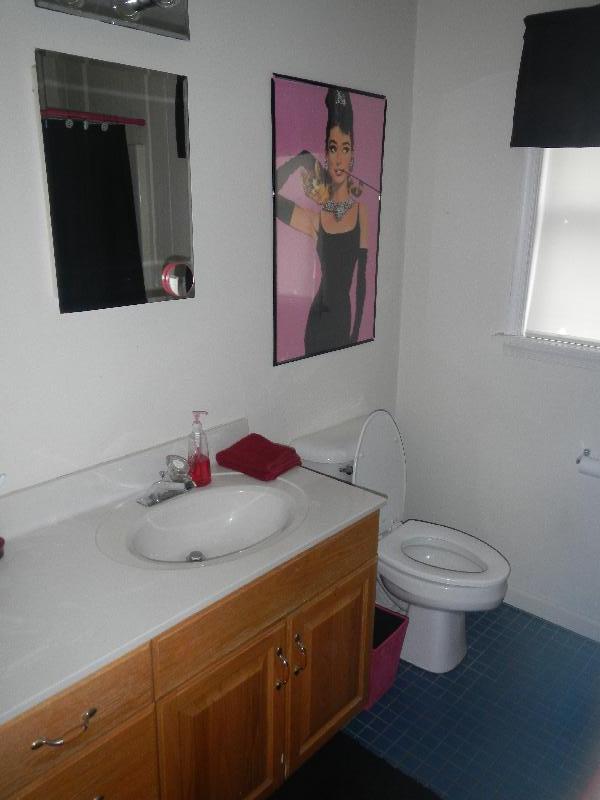 3 bed, 1.5 bath apartment for rent at 62 Hillside St Unit 3, Mission Hill — photo 9 of 11