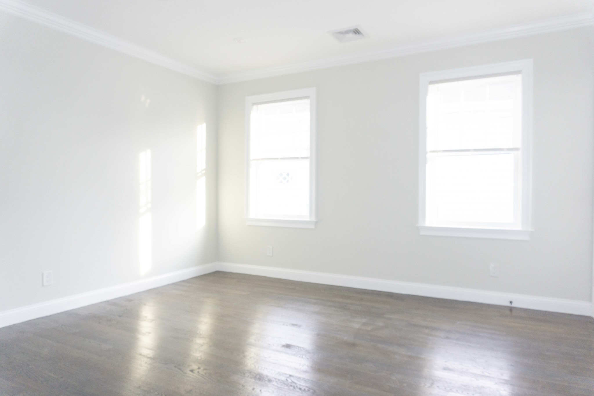 4 bed, 1.5 bath apartment for rent at 16 Nottinghill Rd Unit 2, Brighton — photo 3 of 4