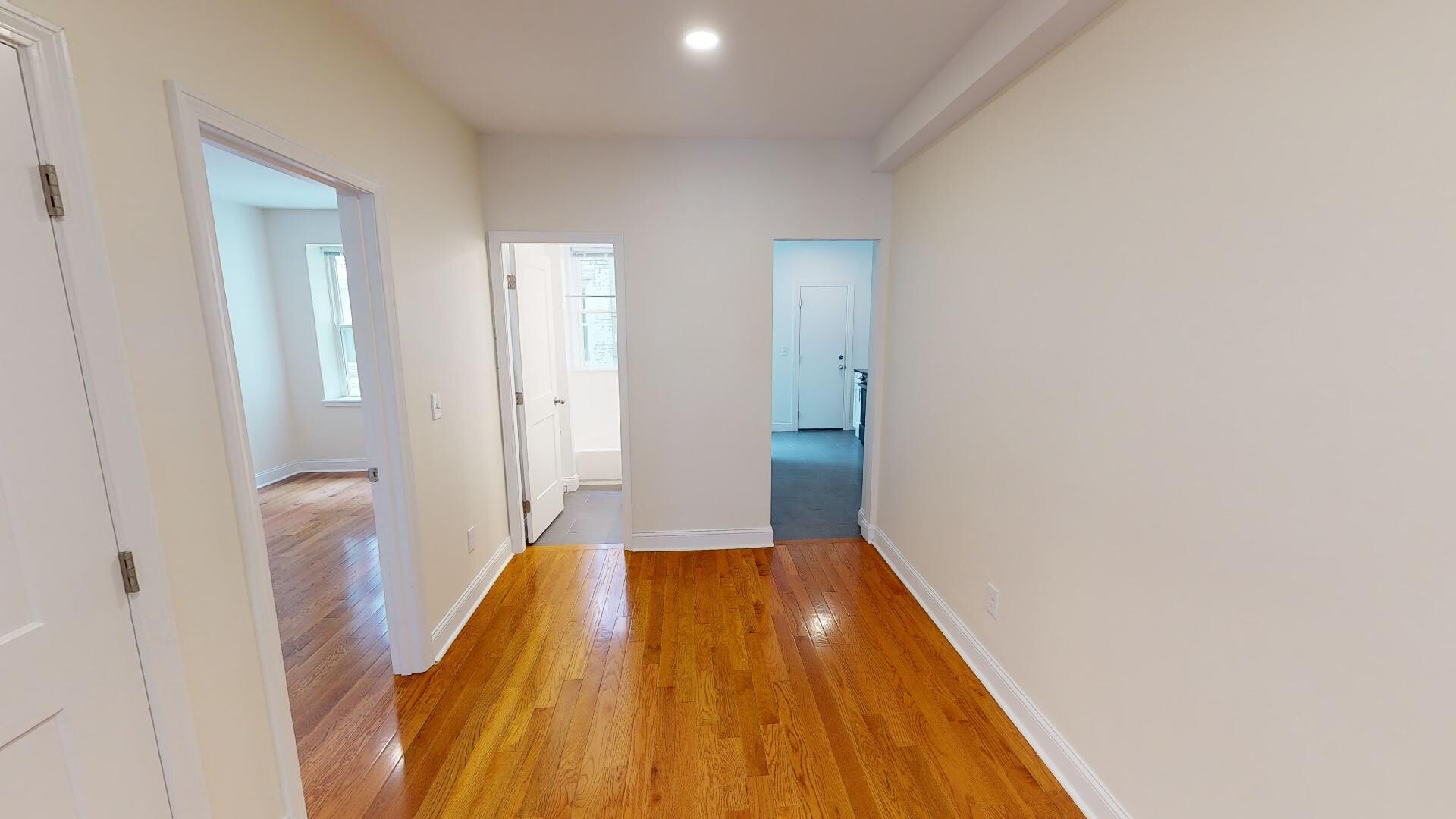 1 bed, 1 bath apartment for rent at 115 Sutherland Rd Unit I, Brighton — photo 3 of 9