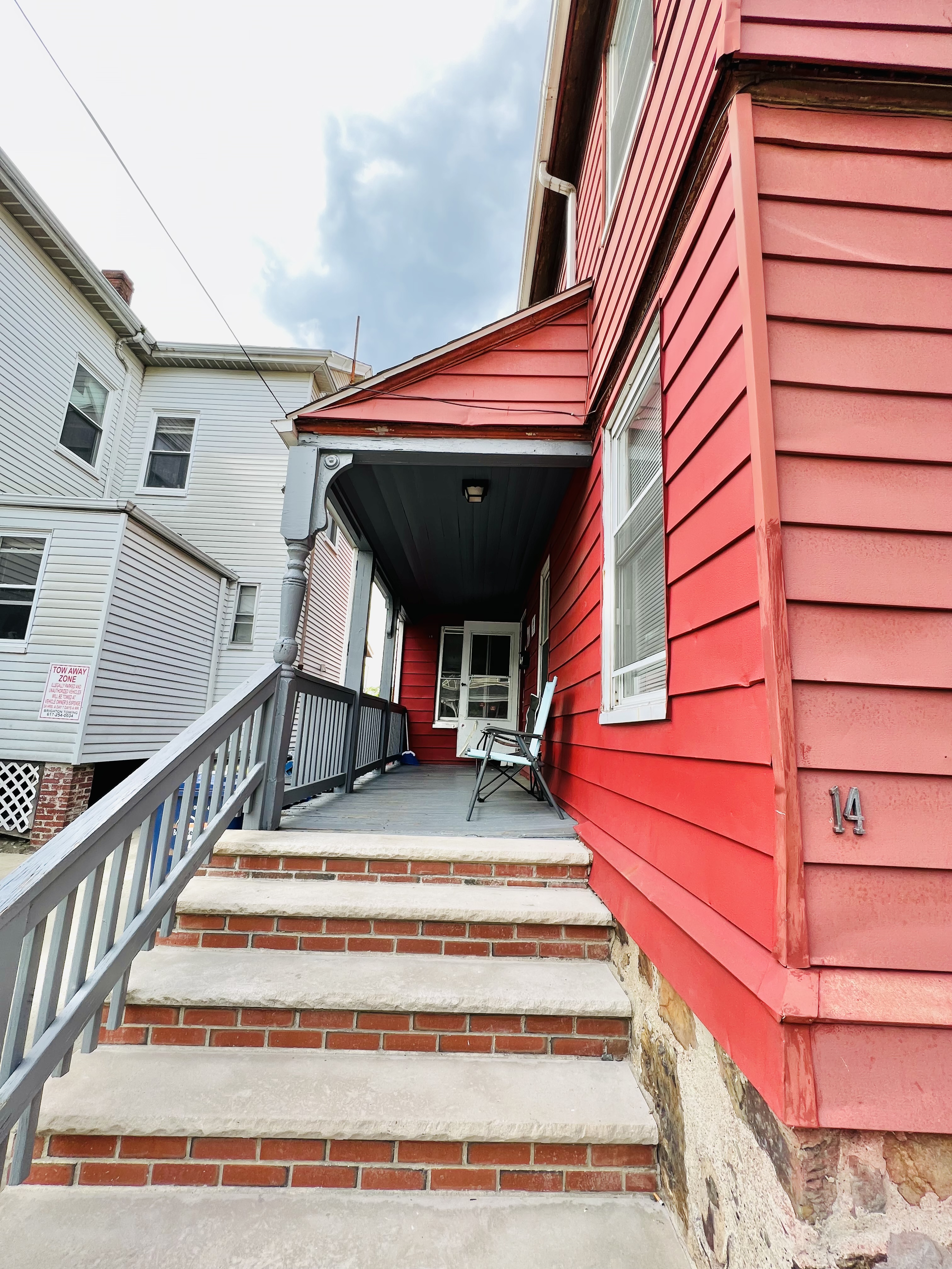 6 bed, 2 bath apartment for rent at 4 Pratt St Unit 0, Allston — photo 8 of 11
