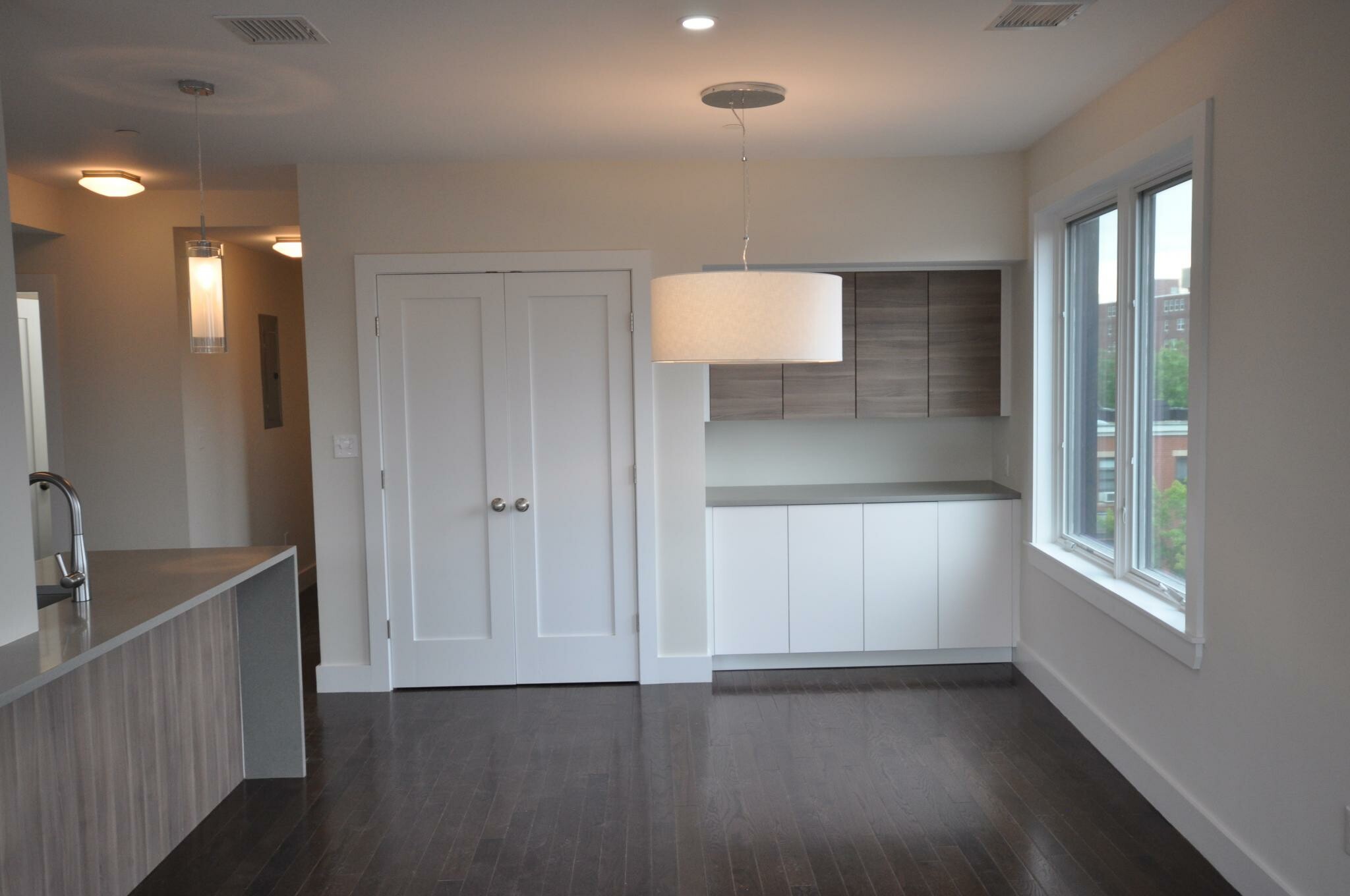 4 bed, 2 bath apartment for rent at 659 Massachusetts Ave Unit 8, South End — photo 6 of 25