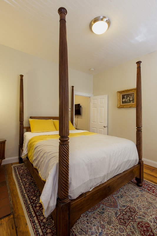 3 bed, 1 bath apartment for rent at 237 Northampton St Unit 1, South End — photo 7 of 11