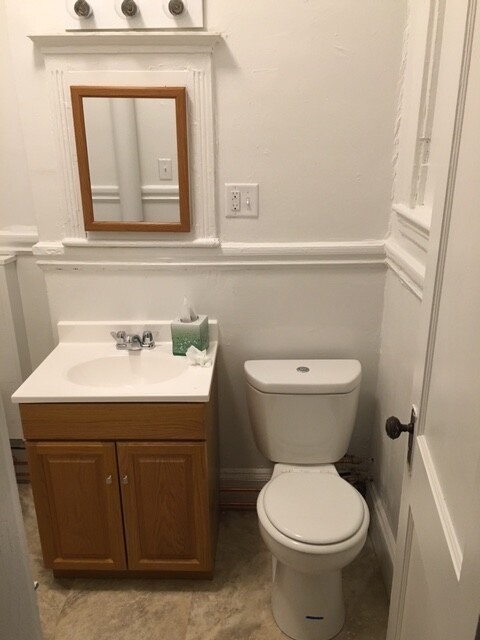 Studio bed, 1 bath apartment for rent at 1336 Commonwealth Ave Unit 4, Allston — photo 9 of 10