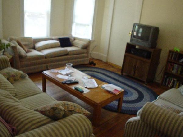 2 bed, 1 bath apartment for rent at 350 Faneuil St Unit 5, Brighton — photo 1 of 2
