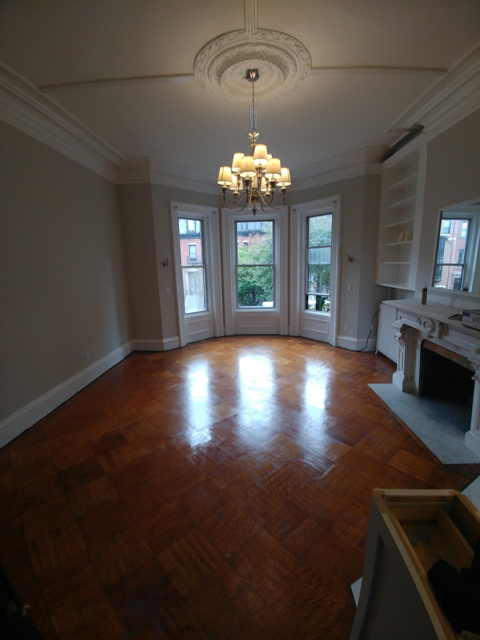 Studio bed, 1 bath apartment for rent at 307 Beacon St Unit 8, Back Bay — photo 4 of 5