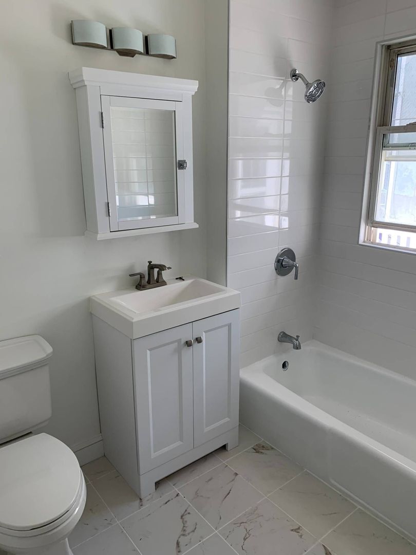 Studio bed, 1 bath apartment for rent at 87 Winthrop Shore Dr Unit 3, Winthrop — photo 5 of 10