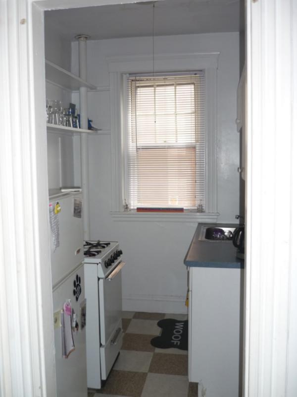 1 split bed, 1 bath apartment for rent at 1454 Commonwealth Ave Unit 18, Brighton — photo 5 of 7