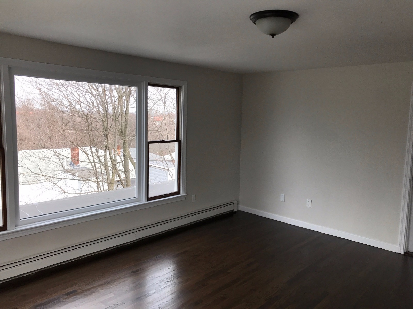 4 bed, 4+ bath apartment for rent at 52 Gerrish St Unit 2, Brighton — photo 5 of 8