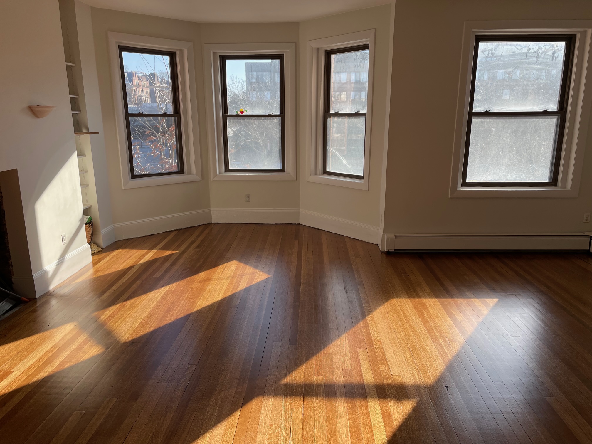 3 bed, 2 bath apartment for rent at 1725 Beacon St Unit 2, Longwood — photo 4 of 13