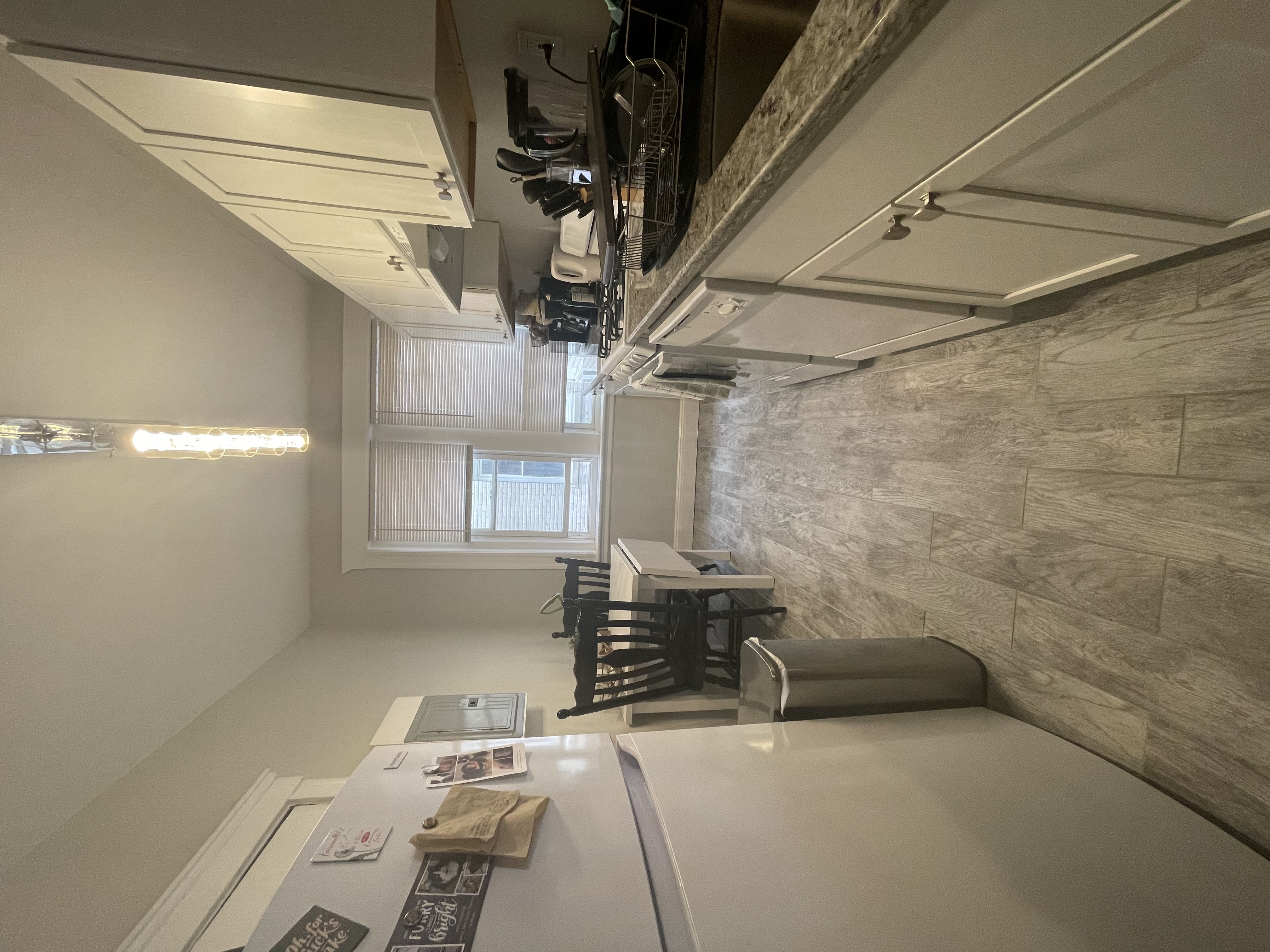 2 bed, 1 bath apartment for rent at 325 Summit Ave Unit 10, Brighton — photo 3 of 7