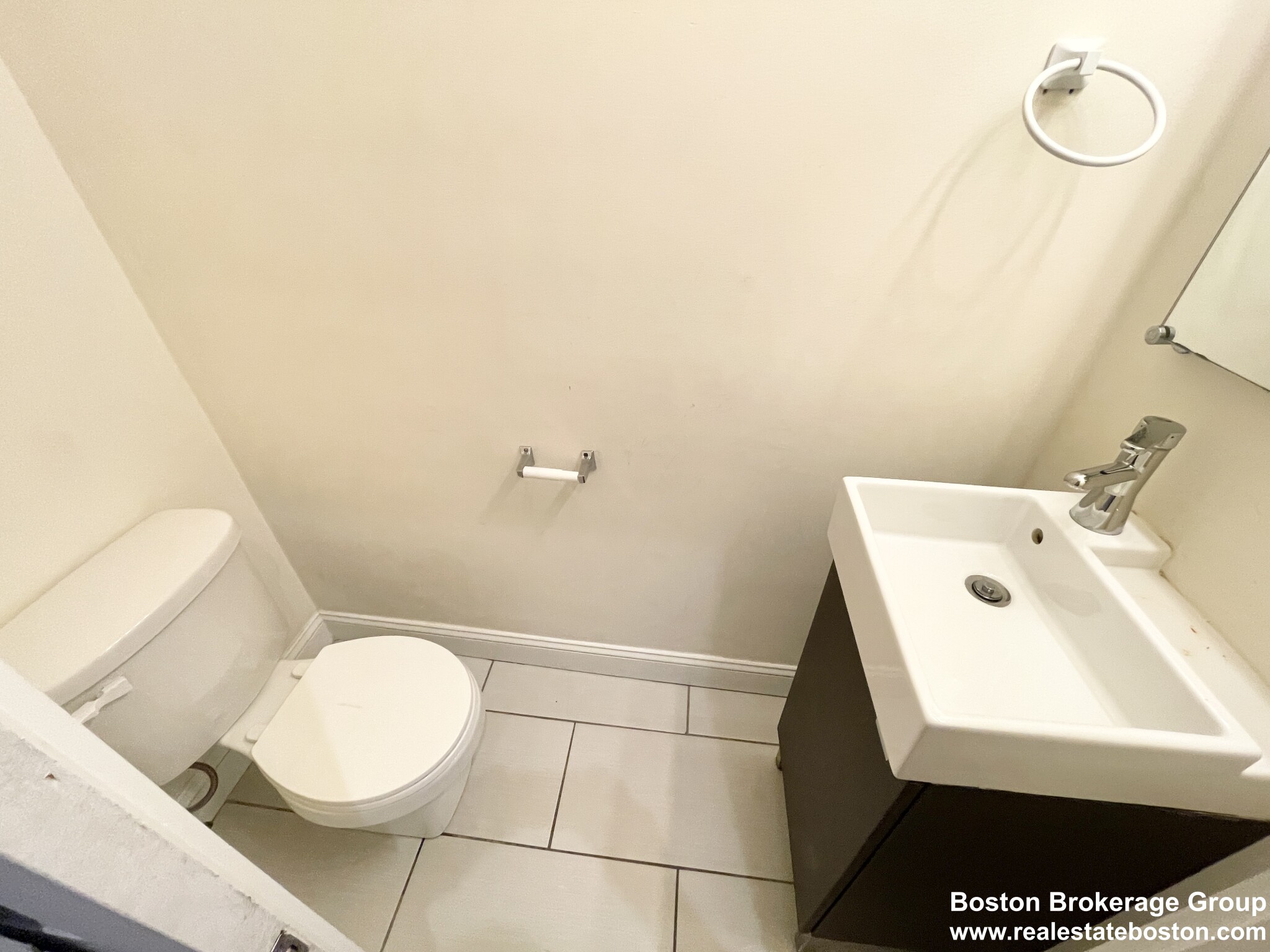 5 bed, 3 bath apartment for rent at 98 L St Unit 1F, South Boston — photo 7 of 15