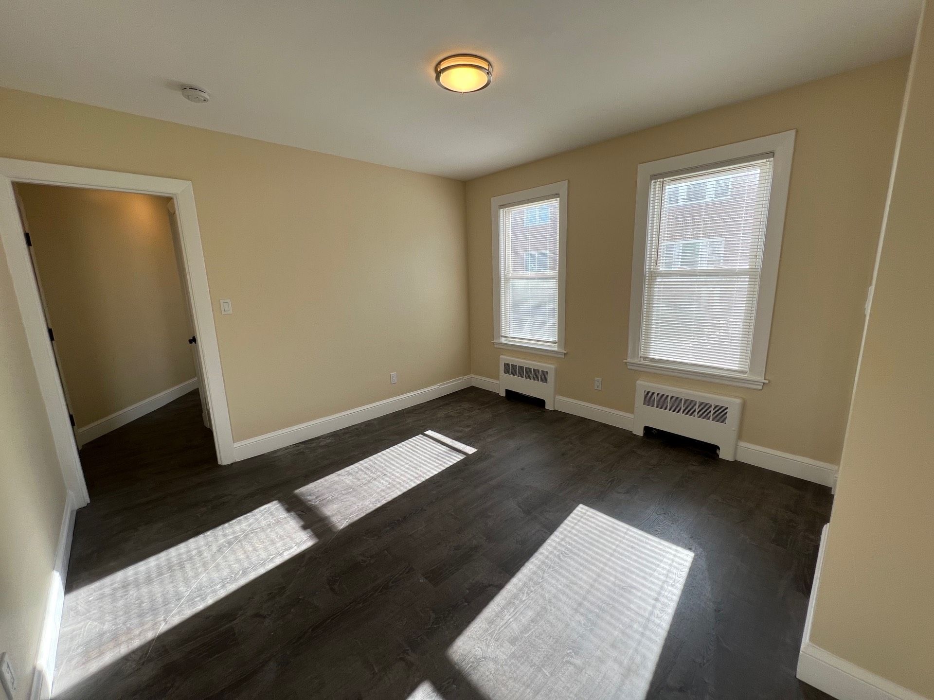 2 bed, 1 bath apartment for rent at 87 Winthrop Shore Dr Unit 2F, Winthrop — photo 7 of 21