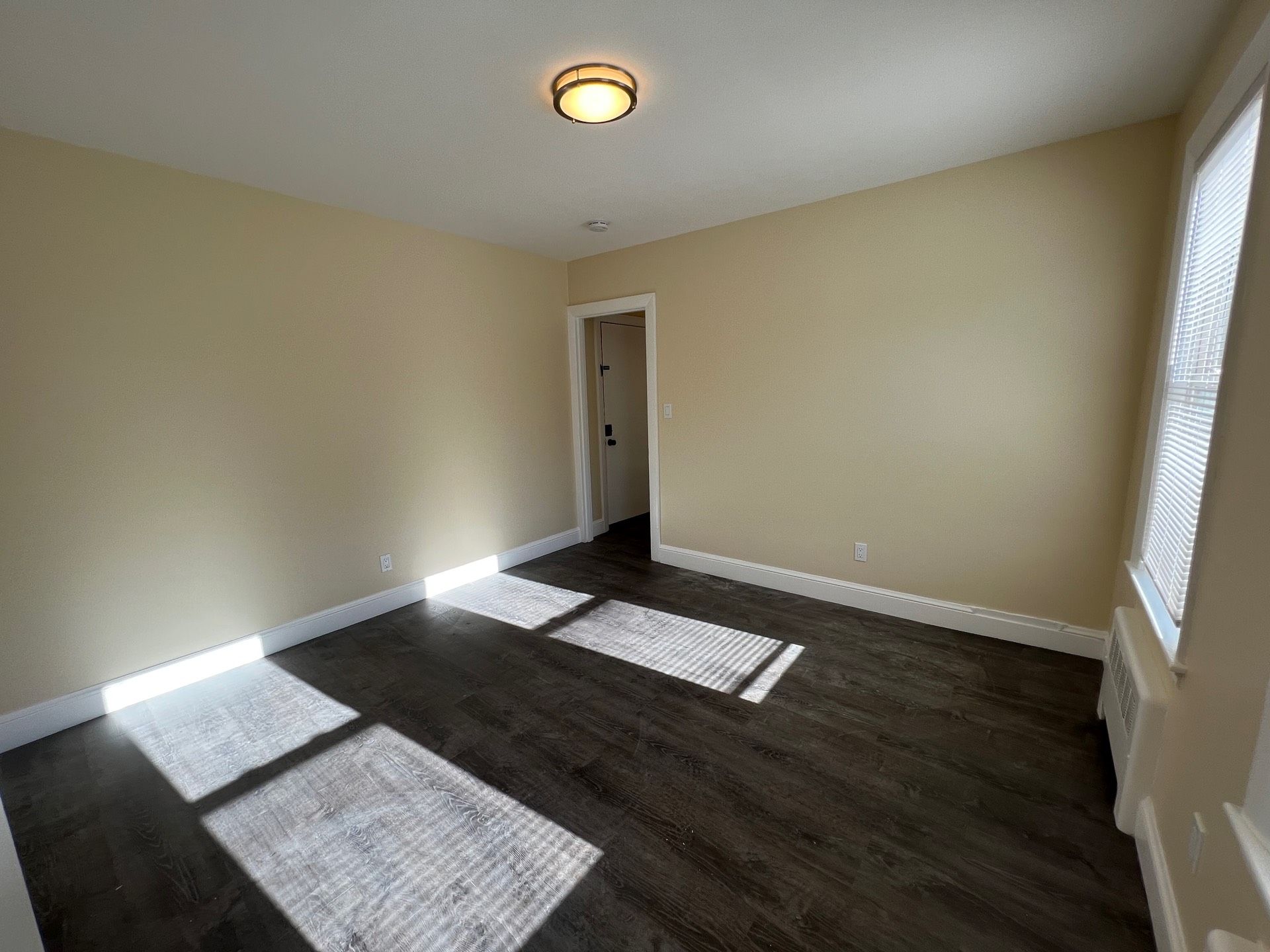 2 bed, 1 bath apartment for rent at 87 Winthrop Shore Dr Unit 2F, Winthrop — photo 10 of 21