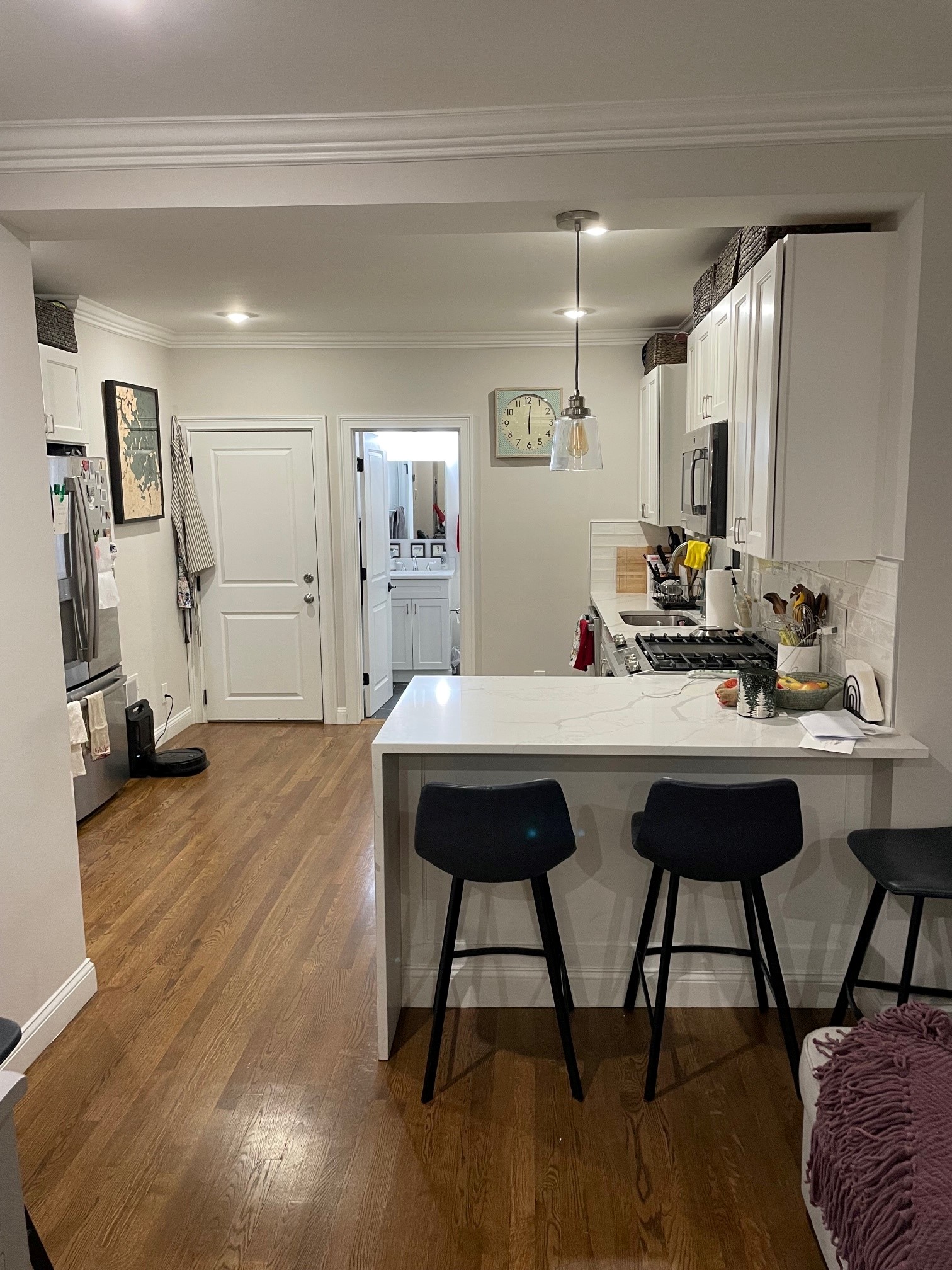 2 bed, 1 bath apartment for rent at 38 Dustin St Unit 1, Brighton — photo 3 of 12