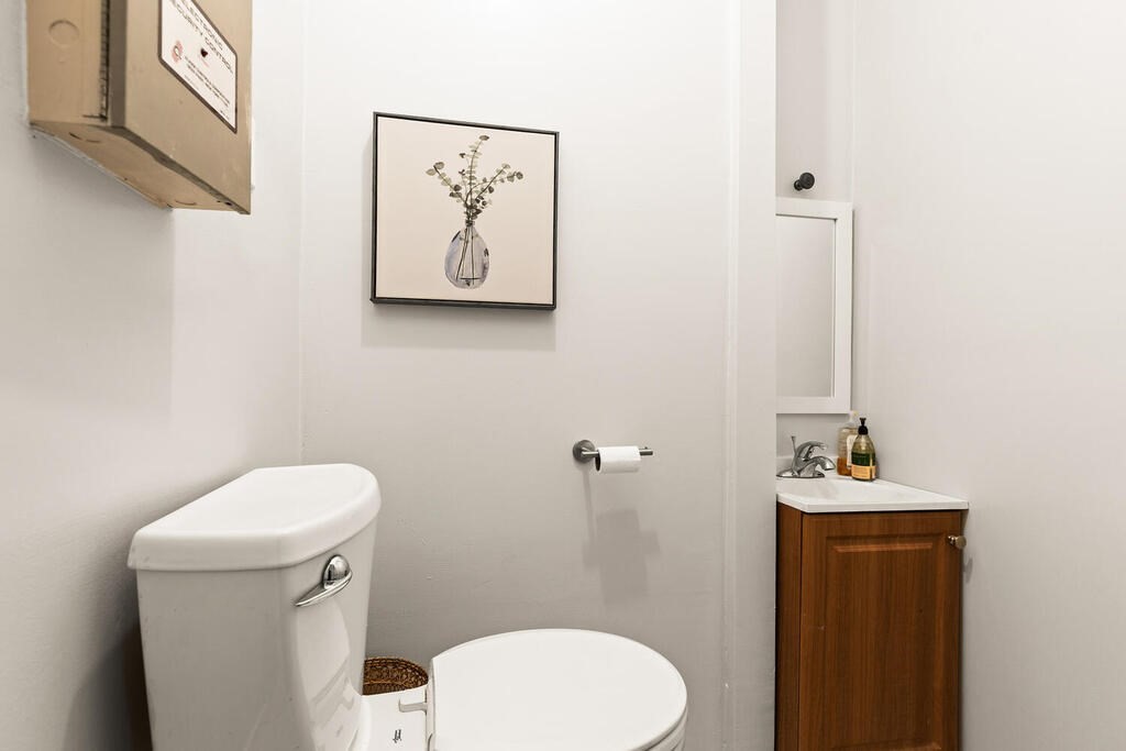 28 Glenville Ave, Allston