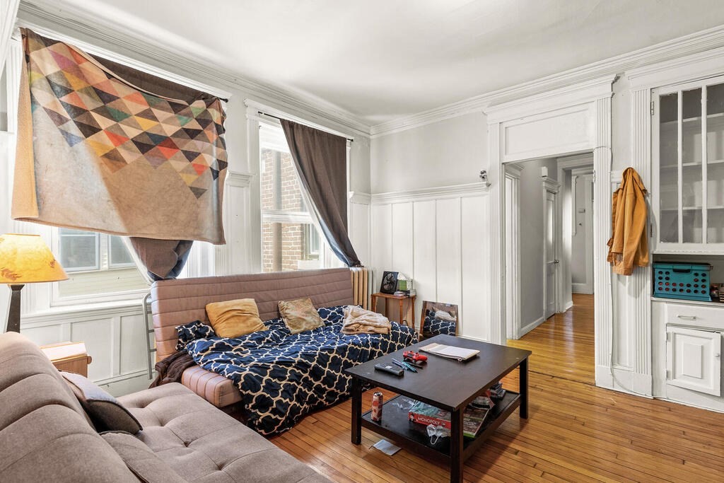 28 Glenville Ave, Allston