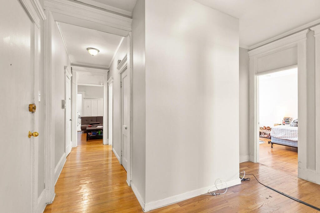 28 Glenville Ave, Allston