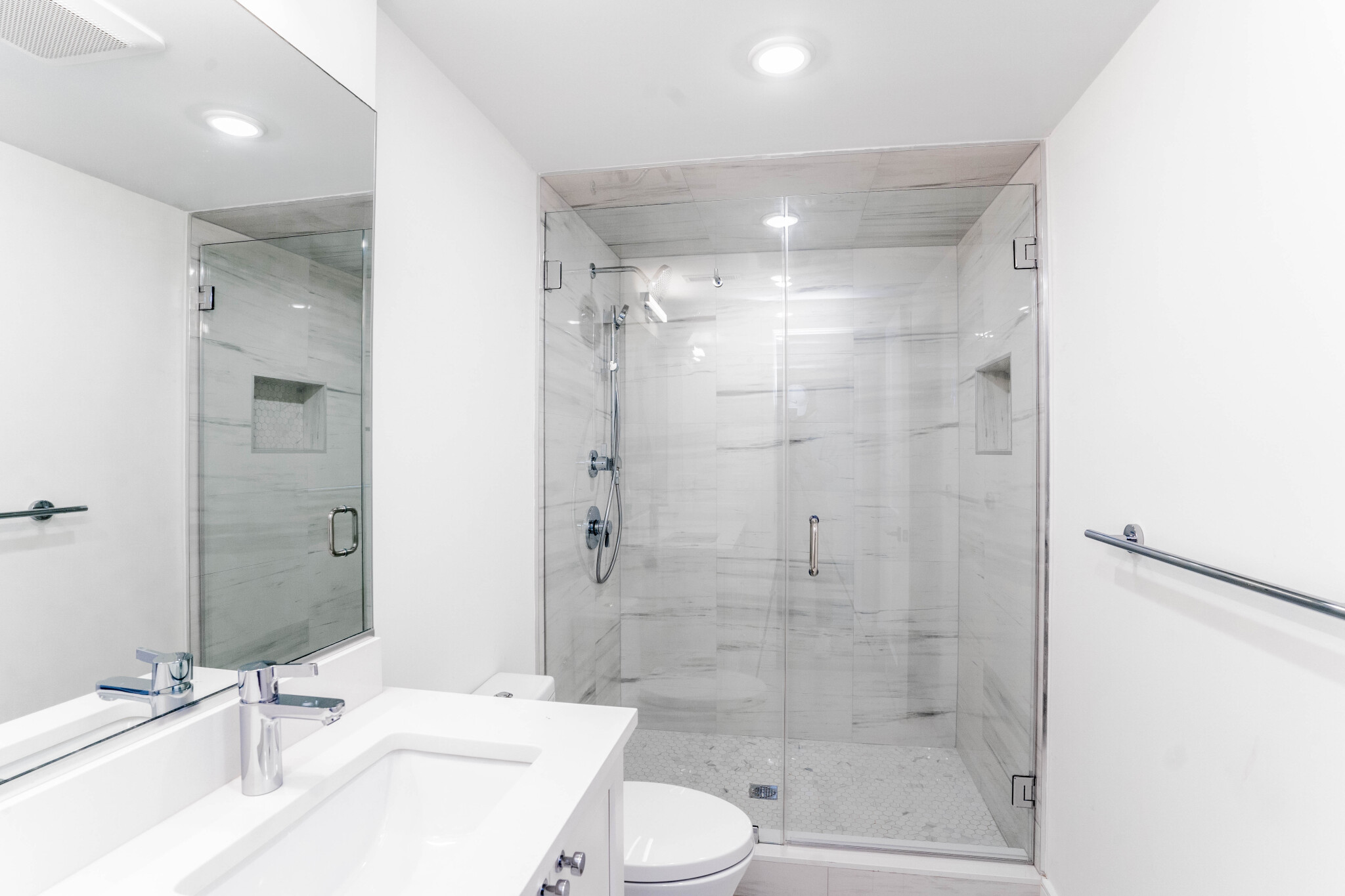 4 bed, 2 bath apartment for rent at 16 Atkins St Unit 1, Brighton — photo 4 of 11