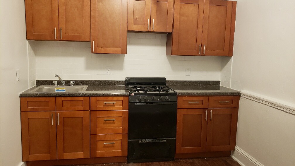 1 bed, 1 bath apartment for rent at 1372 Commonwealth Ave Unit 0, Allston — photo 4 of 5