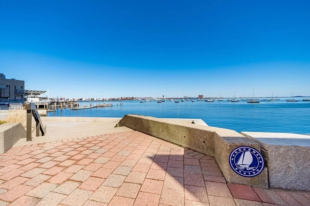 4 bed, 3.5 bath apartment for rent at 85 East India Row Unit 37, Boston Downtown — photo 44 of 50