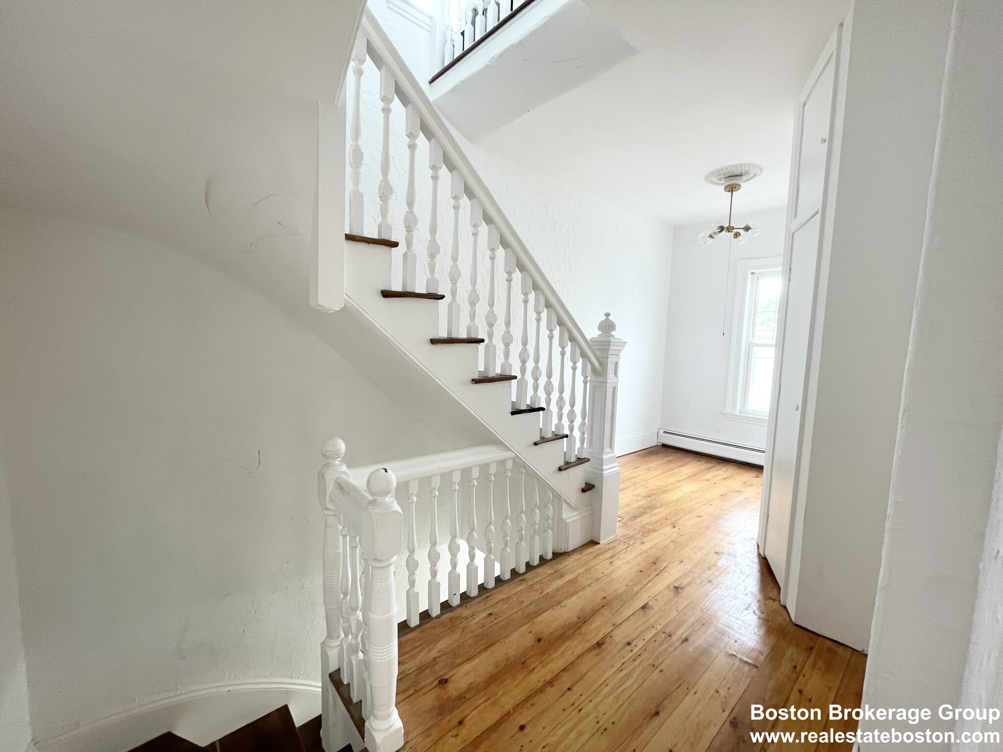 6 bed, 2 bath apartment for rent at 30 Falcon St Unit 2, East Boston — photo 5 of 14