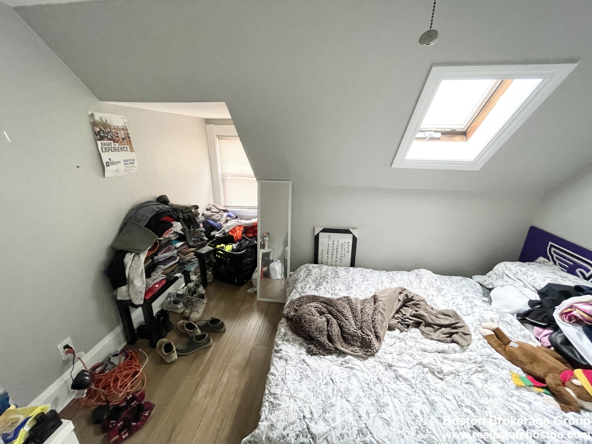 6 bed, 2 bath apartment for rent at 30 Falcon St Unit 2, East Boston — photo 8 of 14