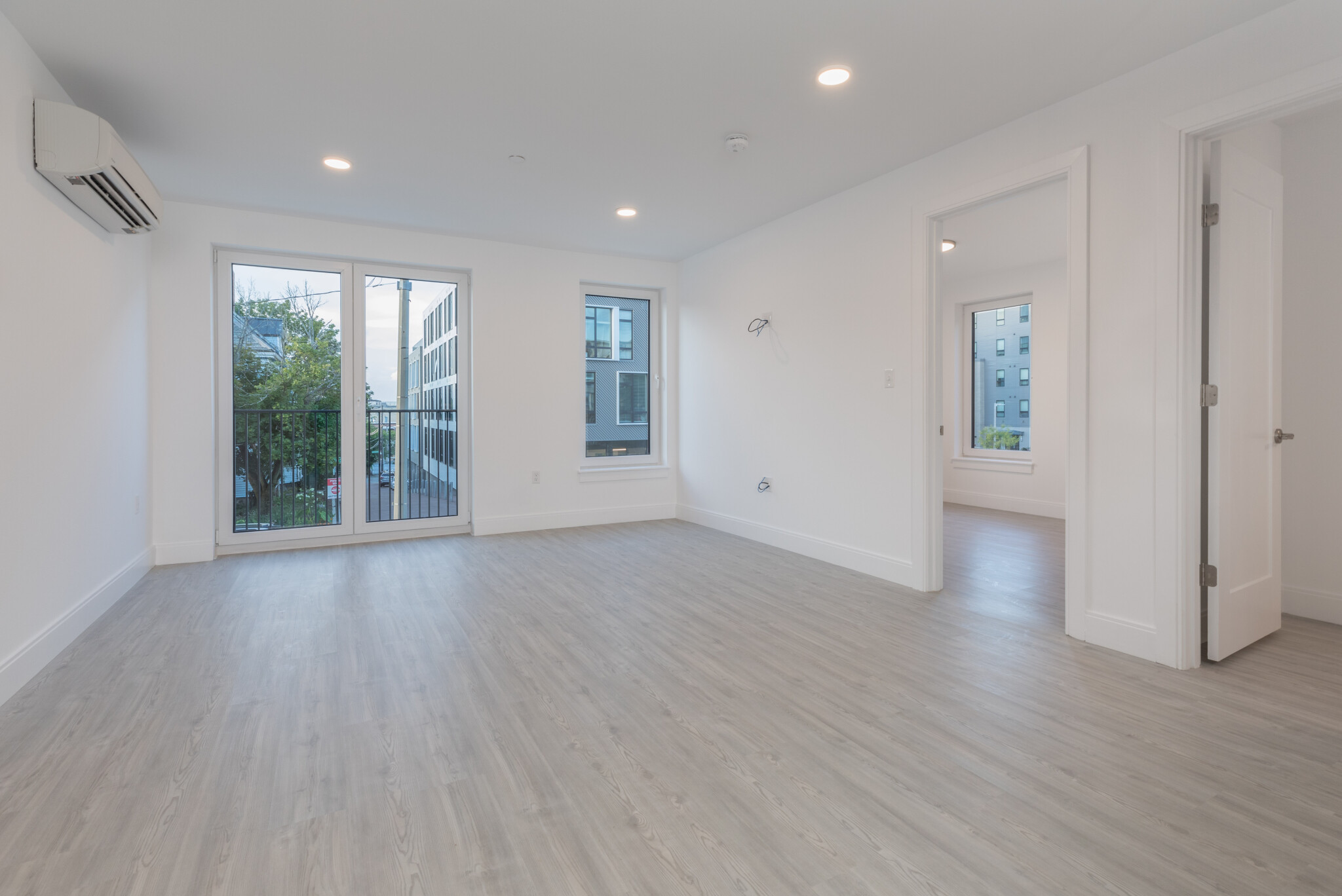 42 North Beacon St, Allston