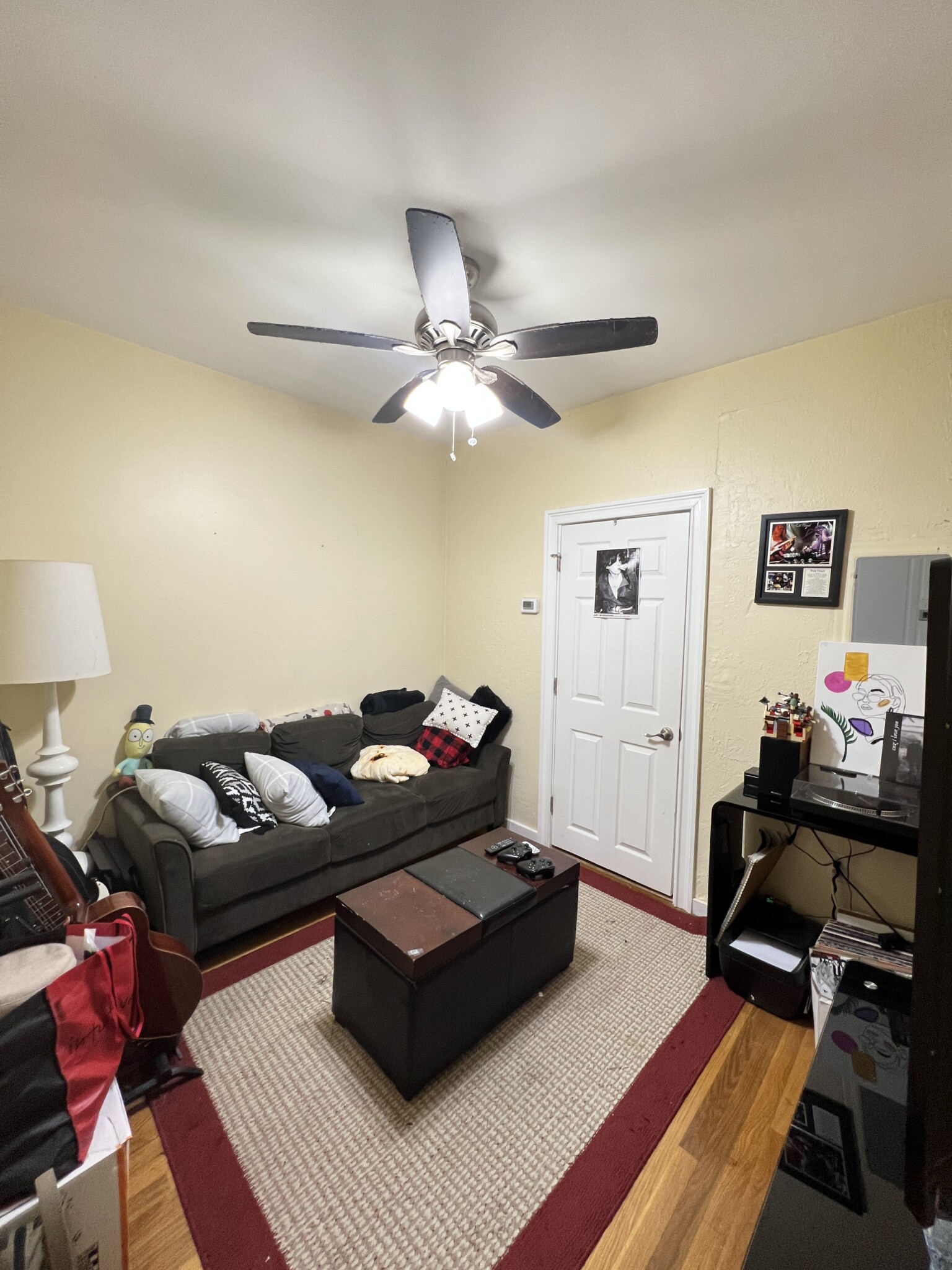 Studio bed, 1 bath apartment for rent at 2 Otis St Unit 1F, East Somerville — photo 5 of 20