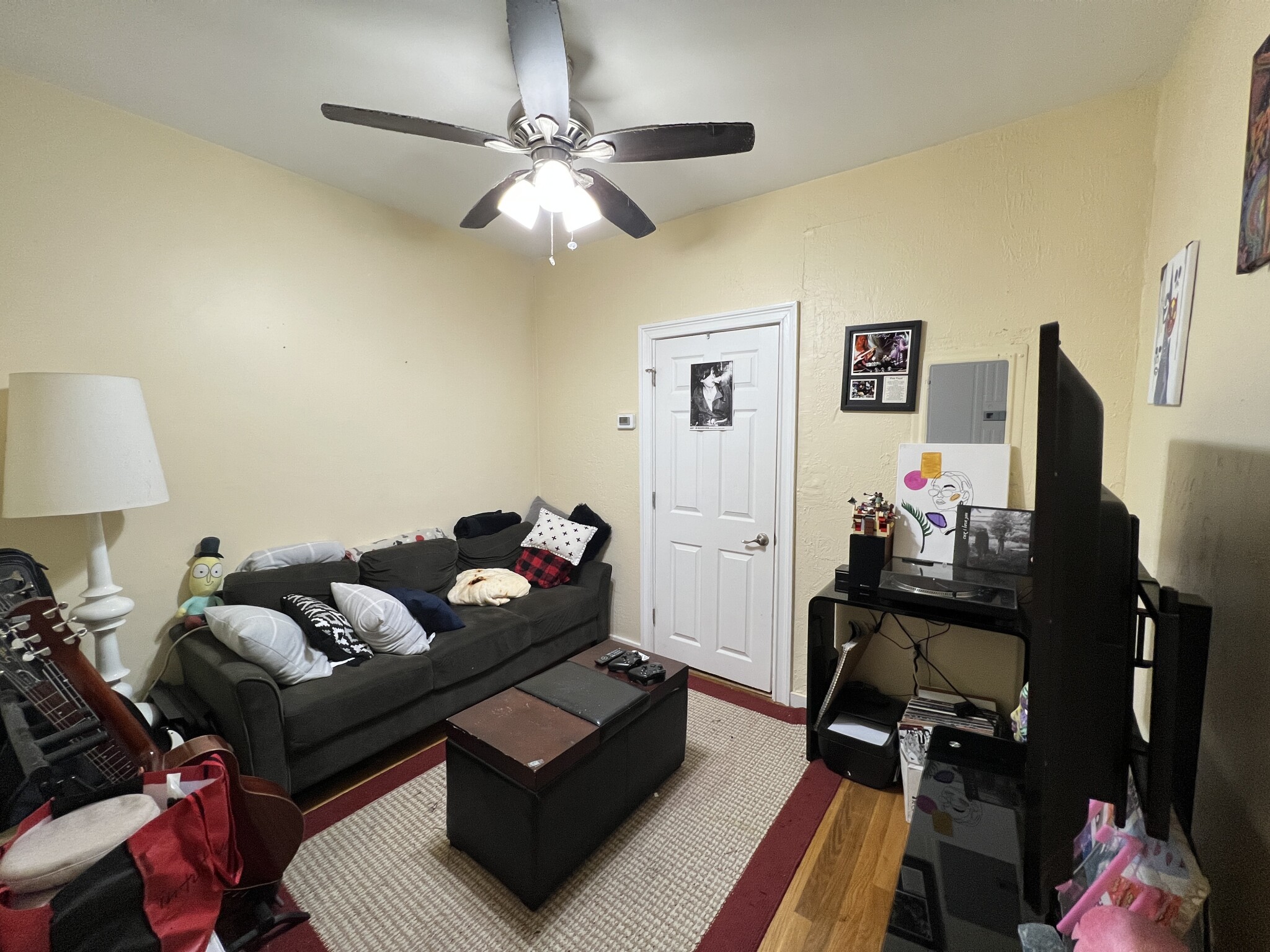 Studio bed, 1 bath apartment for rent at 2 Otis St Unit 1F, East Somerville — photo 6 of 20