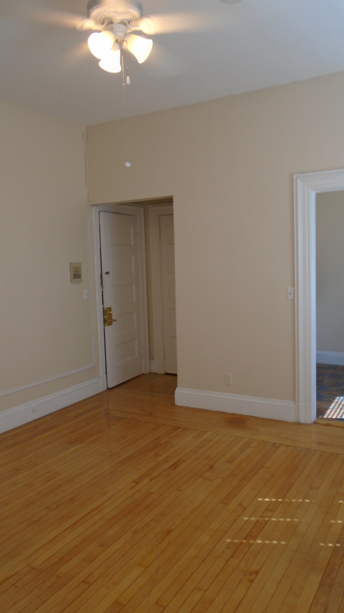 Studio bed, 1 bath apartment for rent at 1470 Beacon St Unit 49, Coolidge Corner — photo 12 of 16