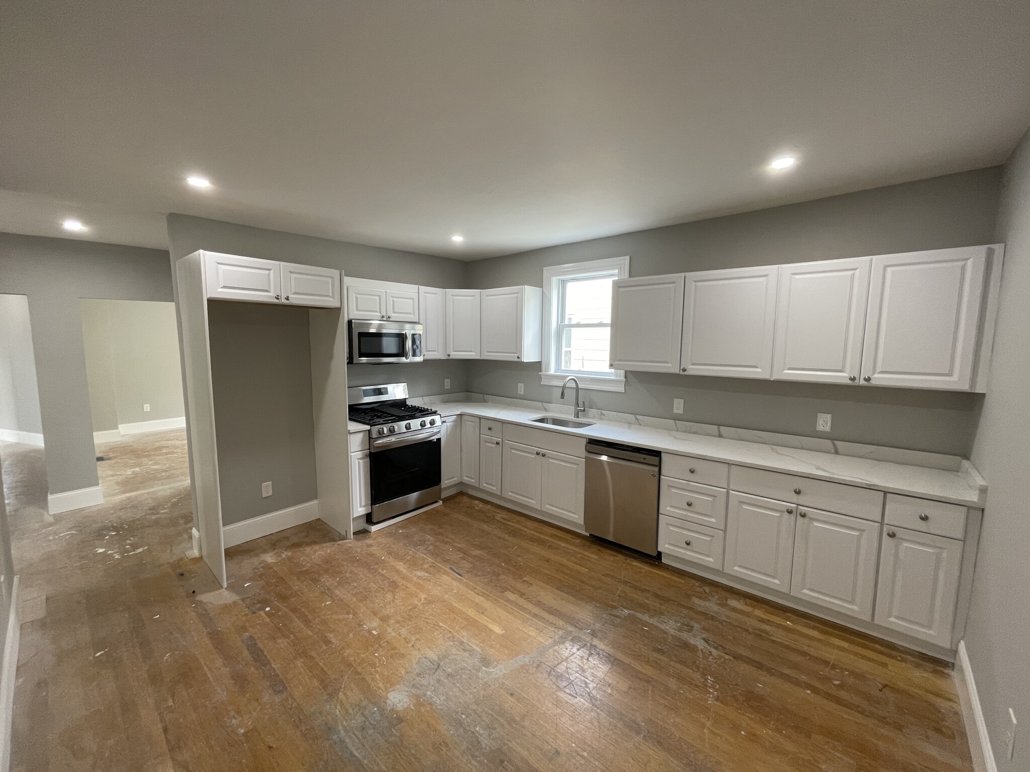 4 bed, 2 bath apartment for rent at 366 Highland Ave Unit 7, Davis Square — photo 29 of 33