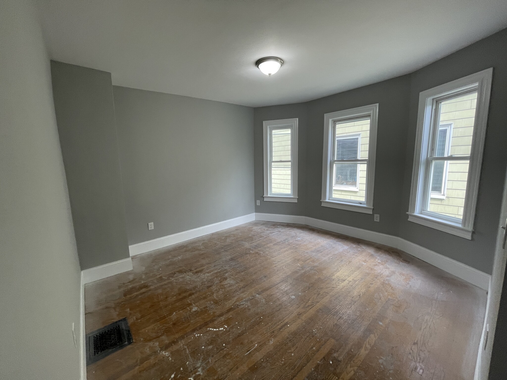 4 bed, 2 bath apartment for rent at 366 Highland Ave Unit 7, Davis Square — photo 25 of 33