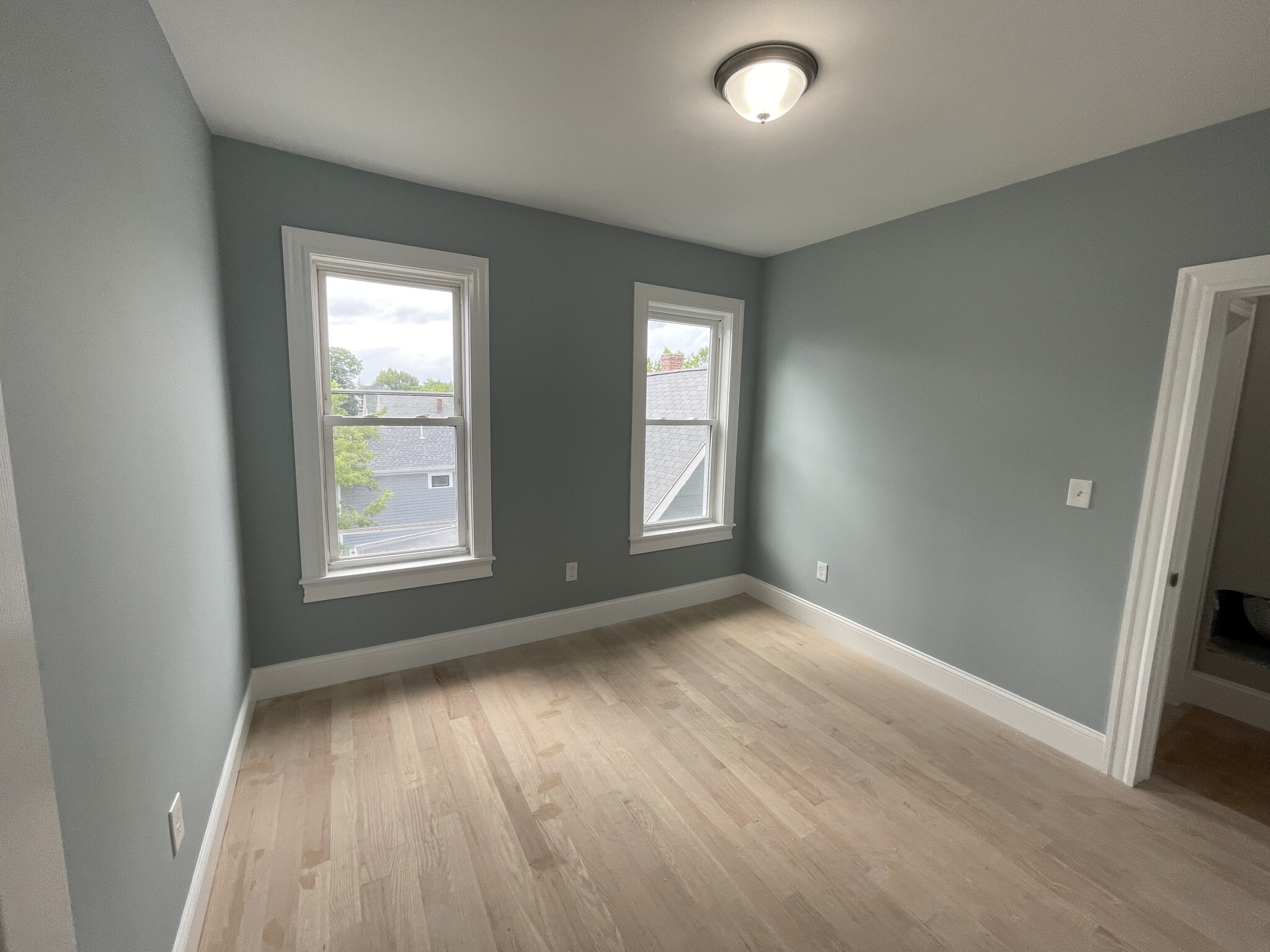 4 bed, 2 bath apartment for rent at 366 Highland Ave Unit 7, Davis Square — photo 15 of 33