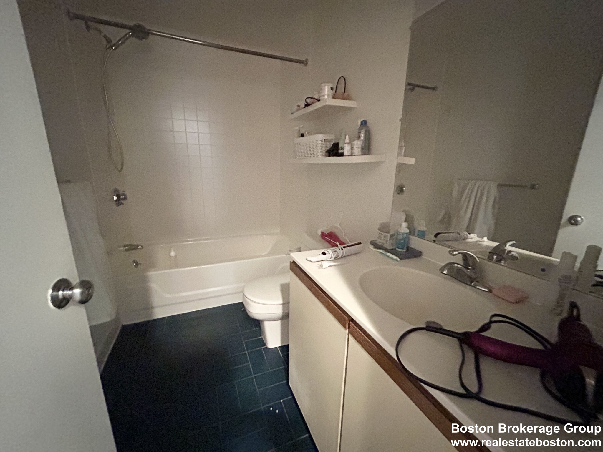 73 Gainsborough St, Fenway