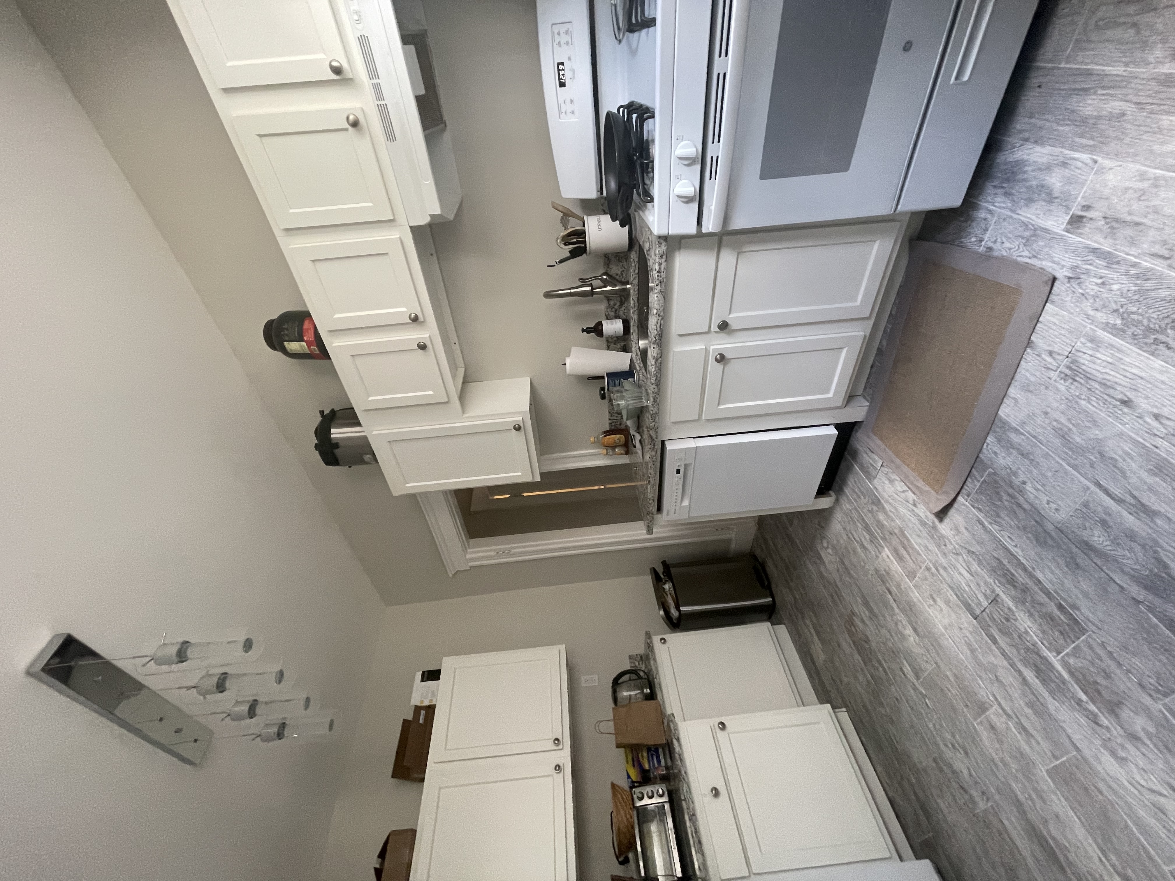 2 bed, 1 bath apartment for rent at 325 Summit Ave Unit 10, Brighton — photo 4 of 7