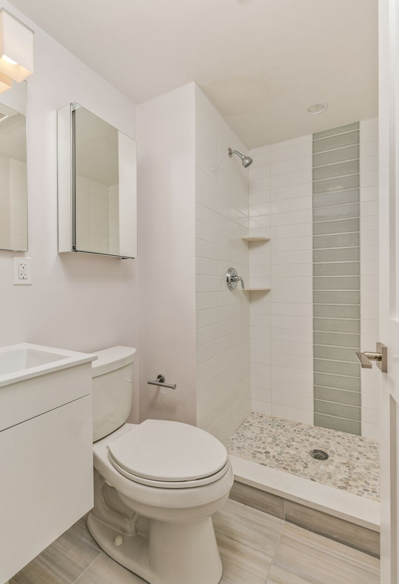 4 bed, 2 bath apartment for rent at 7 Alleghany St Unit 1, Mission Hill — photo 8 of 8