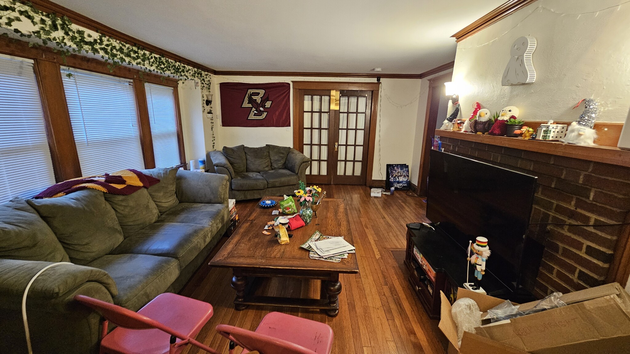 3 bed, 1 bath apartment for rent at 17 Gerald Rd Unit 2, Brighton — photo 1 of 10
