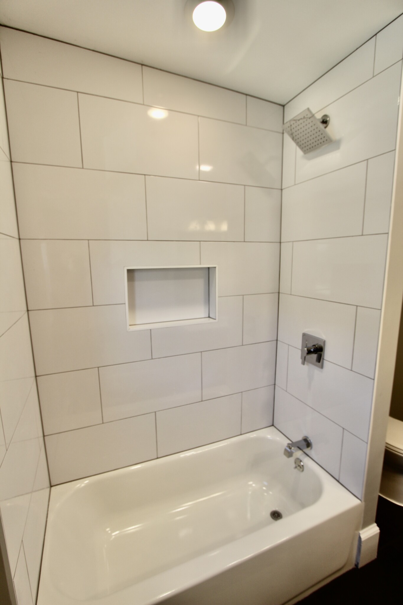1 bed, 1 bath apartment for rent at 56 Estes St Unit 6, Lynn — photo 5 of 6