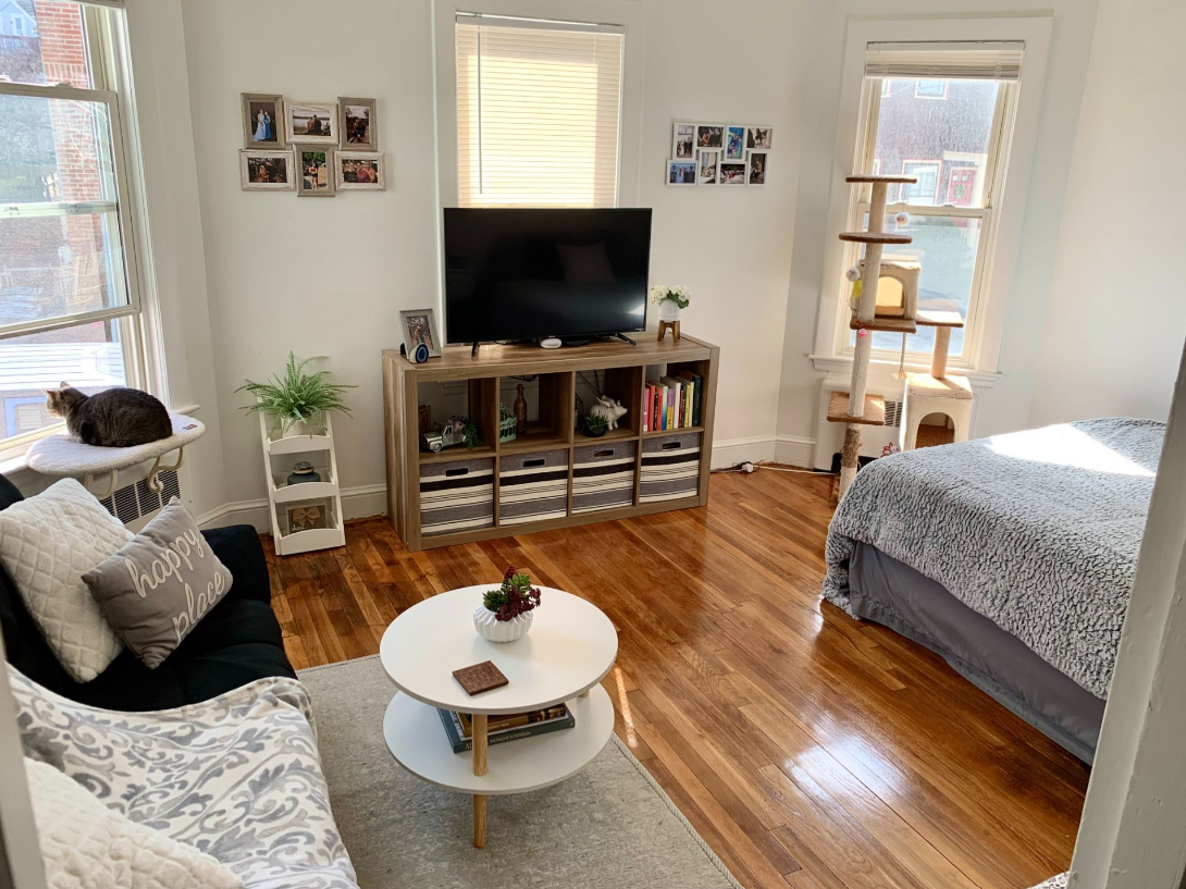 Studio bed, 1 bath apartment for rent at 87 Winthrop Shore Dr Unit 3, Winthrop — photo 3 of 10