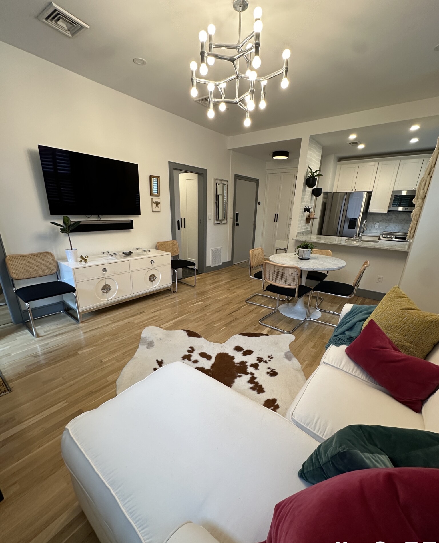 1 bed, 1 bath apartment for rent at 5 Greenwich Park Unit 3, South End