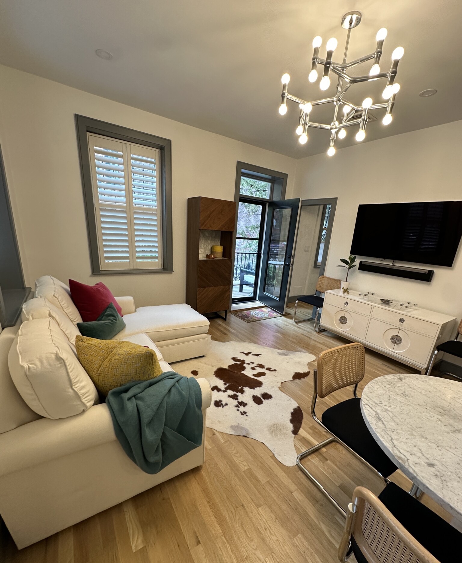 1 bed, 1 bath apartment for rent at 5 Greenwich Park Unit 3, South End — photo 3 of 13