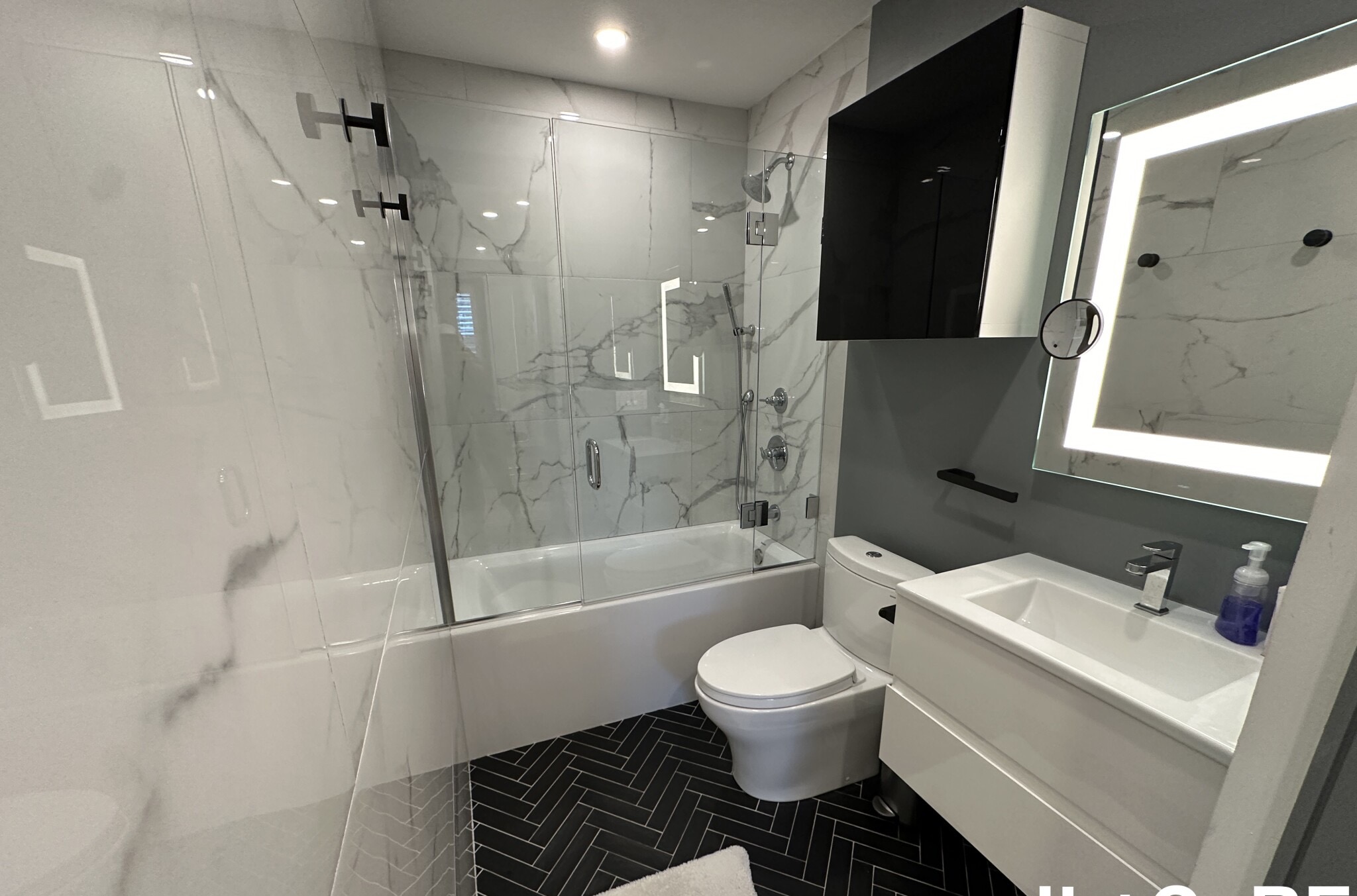 1 bed, 1 bath apartment for rent at 5 Greenwich Park Unit 3, South End — photo 10 of 13