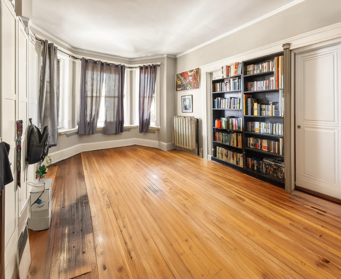 28 Glenville Ave, Allston