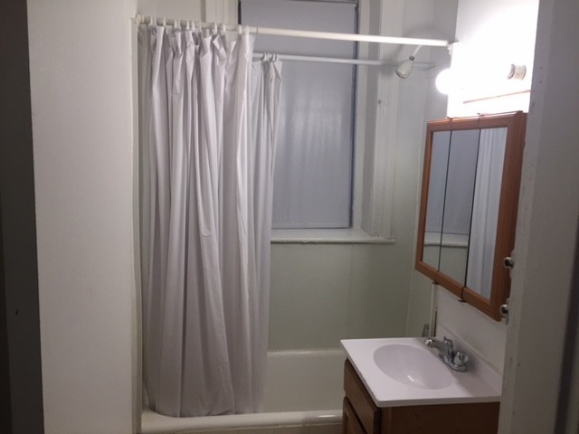 1 split bed, 1 bath apartment for rent at 1686 Commonwealth Ave Unit 4, Brighton — photo 8 of 8