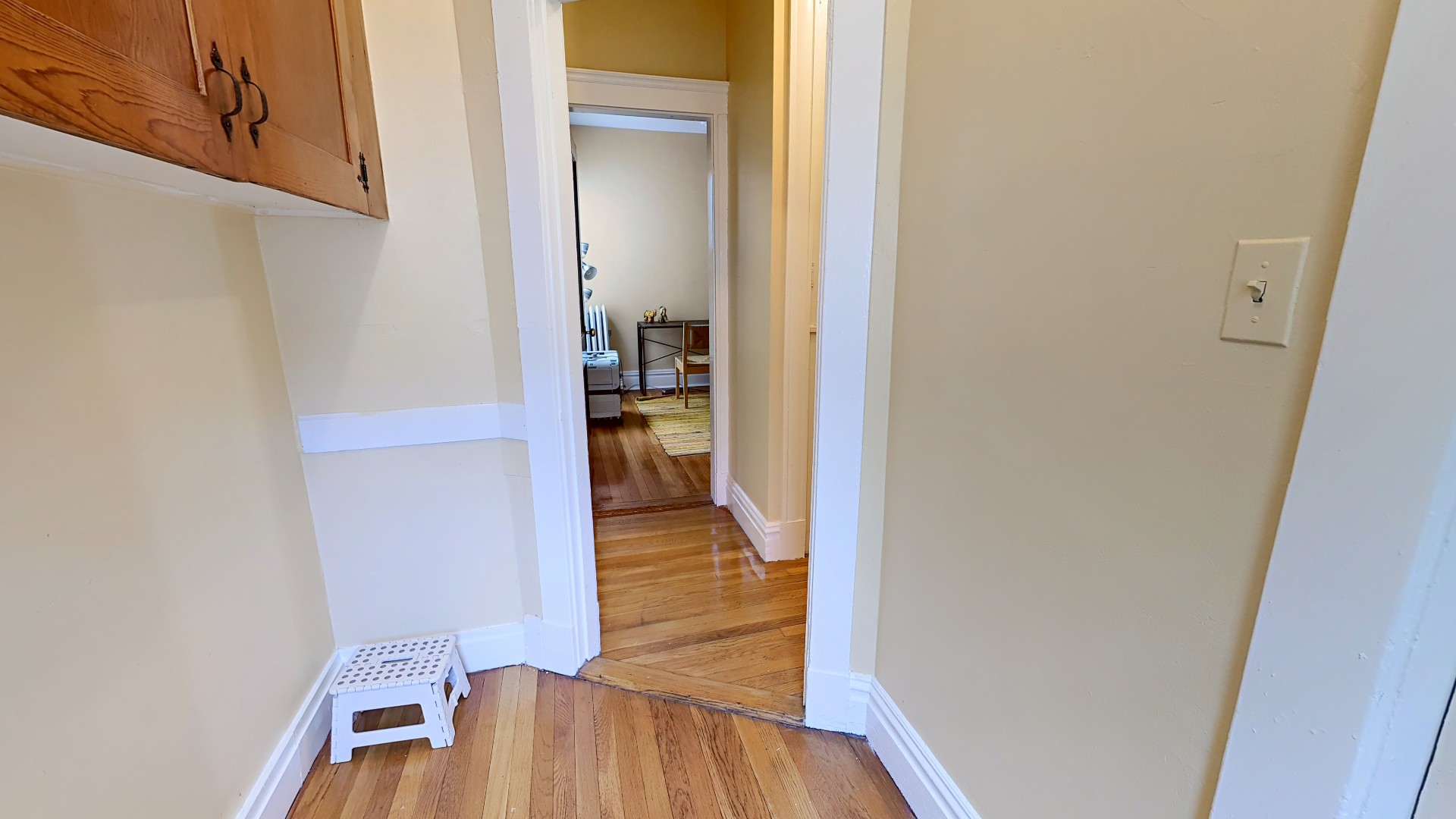 3 bed, 1 bath apartment for rent at 53 Strathmore Unit 3, Brighton