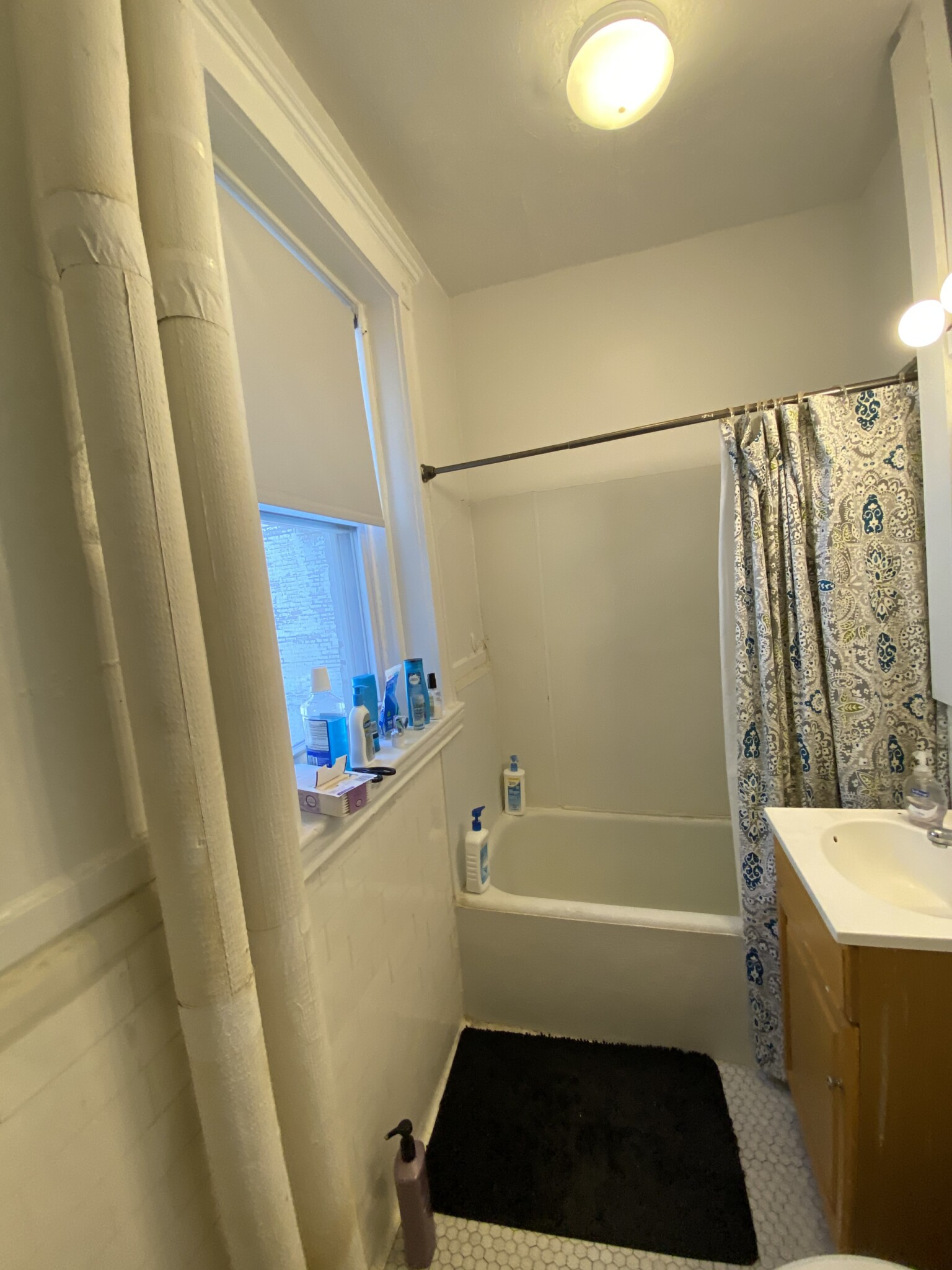 1 bed, 1 bath apartment for rent at 27 Walbridge St Unit 5, Allston — photo 3 of 6