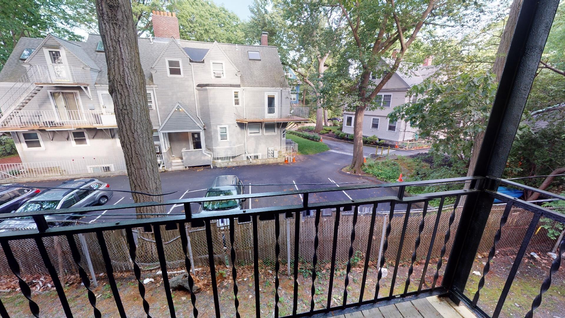 4 bed, 1 bath apartment for rent at 33 Newton St Unit 2, Brighton — photo 1 of 11