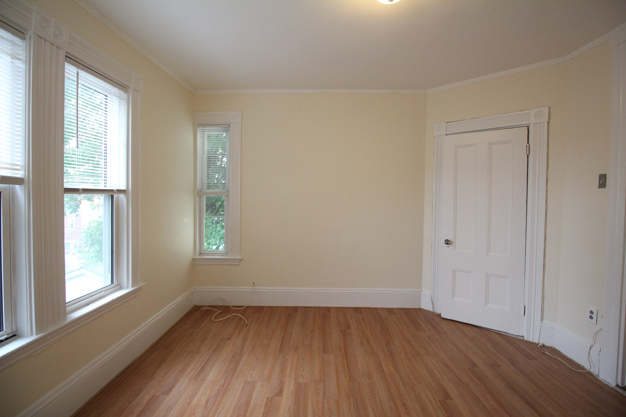 4 bed, 1 bath apartment for rent at 40 Forest St Unit 1, Roxbury — photo 14 of 21