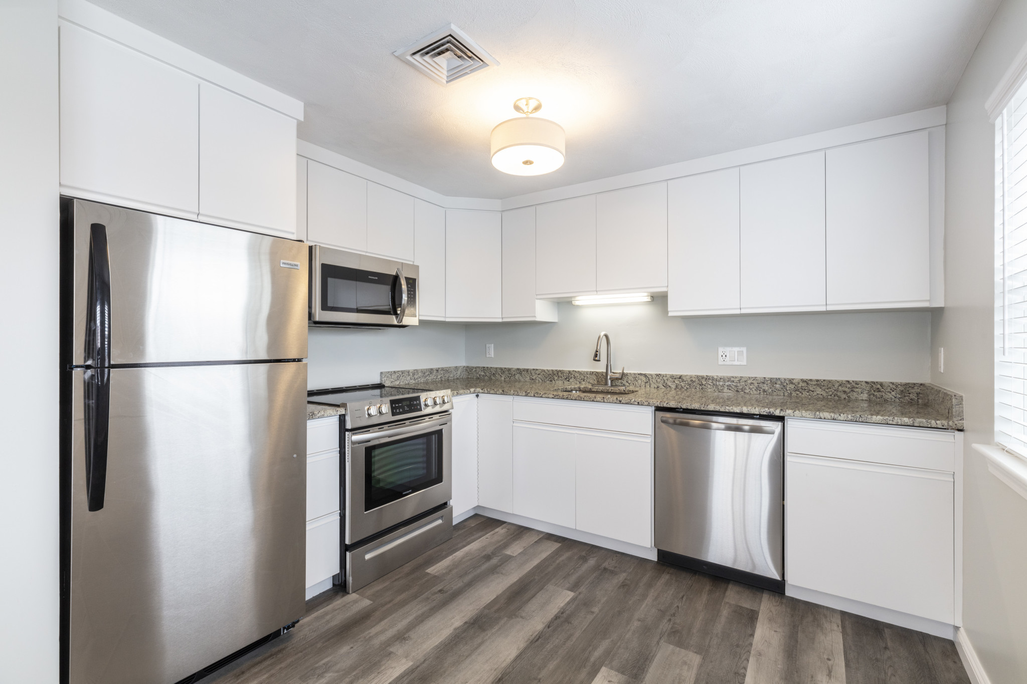 2 bed, 2 bath apartment for rent at 11 Langdon St Unit 502, Everett